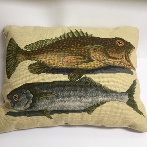 Needlepoint Throw Pillow Two Fish Bahamas Mark Catesby 16x20 Wool Velvet Zip Sea - Picture 10 of 16